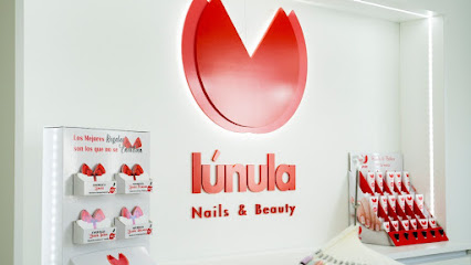 LUNULA | Salón de Manicura y Uñas en Molina de Segura / 