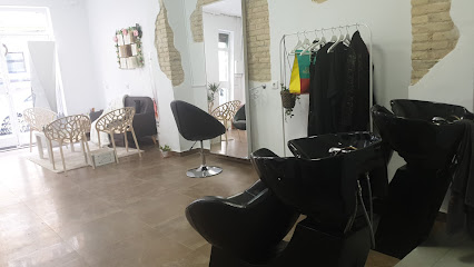 Bloom Beauty | Salón de Uñas y Manicura en Valencia
