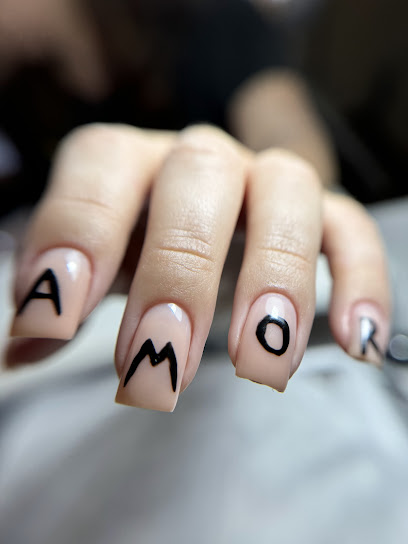 Top Master Maria | Salón de Uñas y Manicura en Valencia