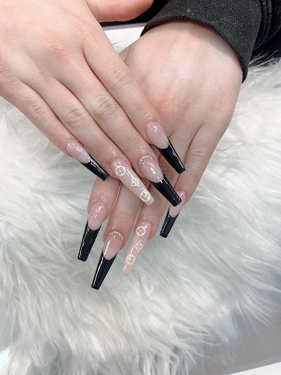 Honey Nails | Salón de Manicura y Uñas en Pamplona / 