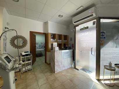 MAC Beautician | Peluquería en Villanueva de los Infantes / 