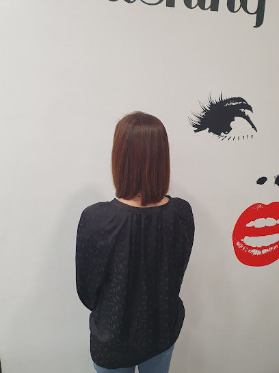 BRUSHING HAIR SALON | Peluquería en Manresa / Barcelona