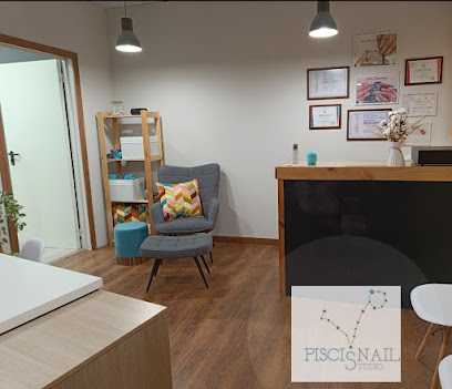 Piscis Nail Studio | Salón de Uñas y Manicura en Navia
