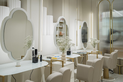 Leame Beauty Zone | Peluquería en Madrid / 
