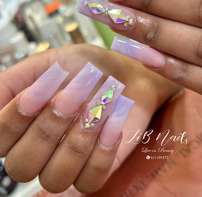 LiB Nails | Salón de Manicura y Uñas en Esplugues de Llobregat / 