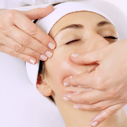 Centro de Estética + BELLEZA | Peluquería en Zaragoza / 