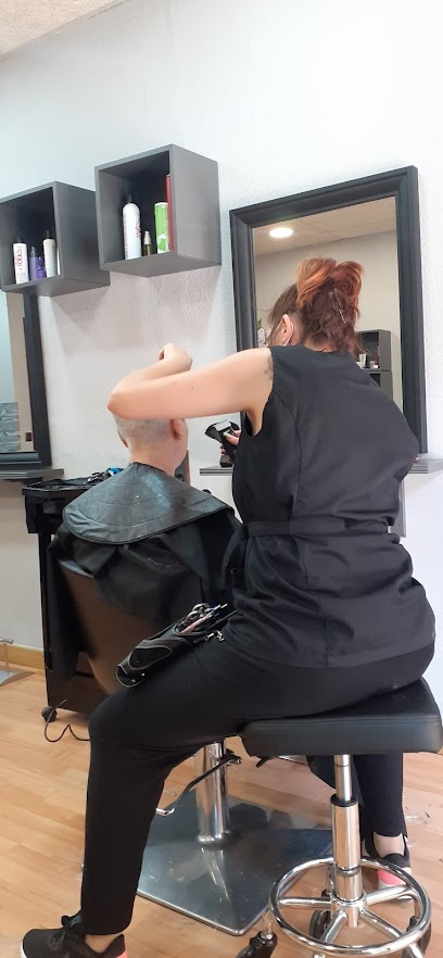 Jessica Marín Estilista | Peluqueria en Pineda de Mar / Barcelona