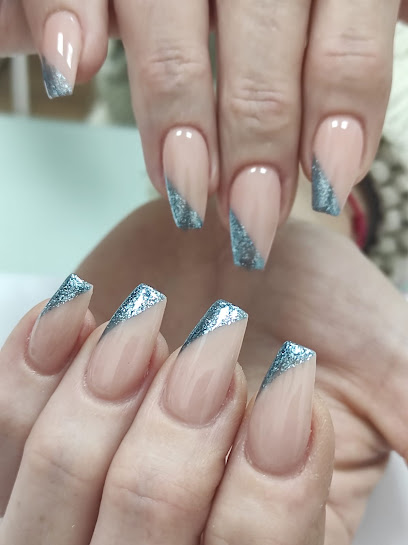 Carmen Garcia Nails | Salón de Uñas y Manicura en Santiponce