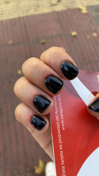 Nails Factory | Pérez Galdos | Salón de Uñas y Manicura en Zaragoza