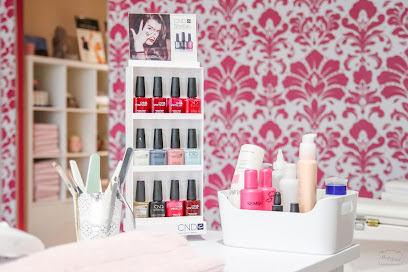 Laura Elhombre | Centro de Estética en Lleida