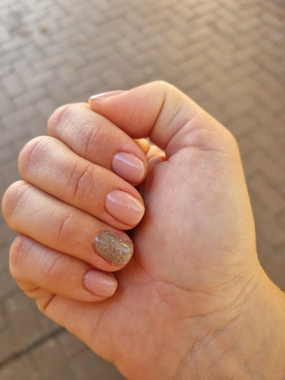 Maria Raduan | Peluquería en Benidorm / 