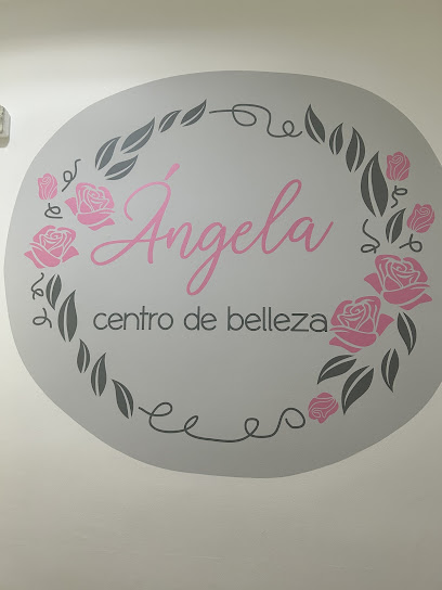 Angela | Peluquería en Villacarrillo / 