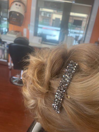 Peluquería las tres YYY | Peluquería en Madrid / Madrid