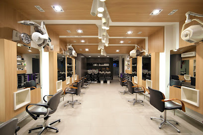 Danes Perruquers | Peluquería en Olot / Girona