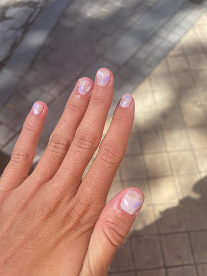 Hola Guapa! | Salón de Manicura y Uñas en Madrid / 