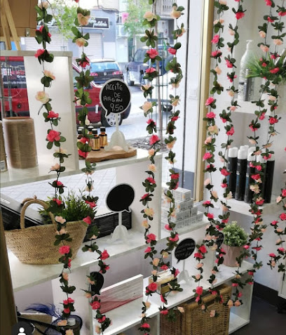 Peluqueria y estetica paula carrasco | Peluqueria en Granada / Granada