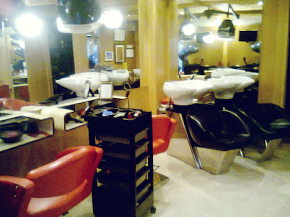 Salon de peluqueria Mariangeles | Peluqueria en Monzón / Huesca