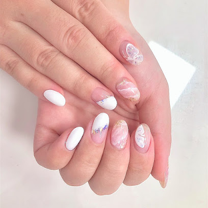 Uñas & Belleza | Salón de Uñas y Manicura en Valencia