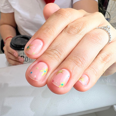 CYANER Nails Salón | Salón de Manicura y Uñas en Madrid / 