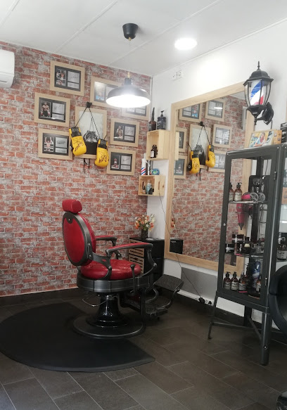 Magical scissors | Peluqueria en Barcelona / Barcelona