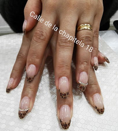 FLOR de LOTUS | Salón de Uñas y Manicura en Pamplona