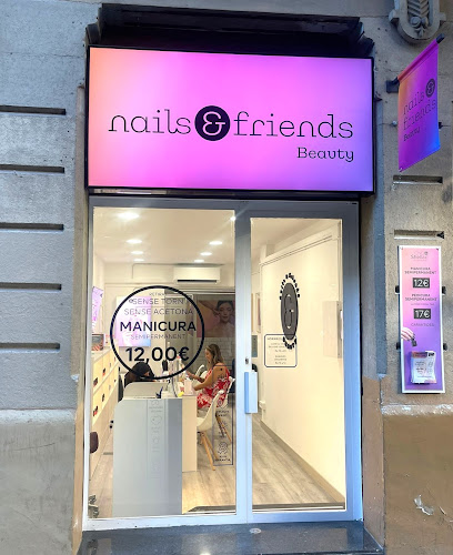 Nails & FRIENDS | Floridablanca | Salón de Uñas y Manicura en Barcelona