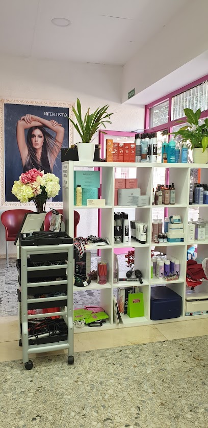 Peluquería Sara Alarcón | Peluqueria en Lloret de Mar / Girona