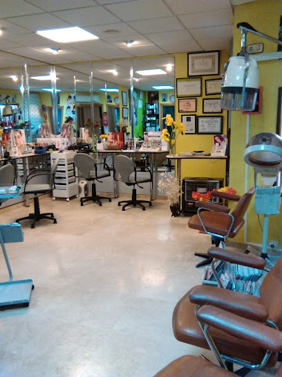 Mary | Peluqueria en Teruel / Teruel