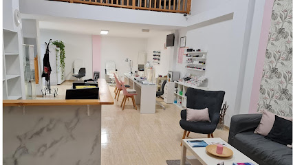 YARITZA MESQUIN NAIL STUDIO | Salón de Uñas y Manicura en Arrecife