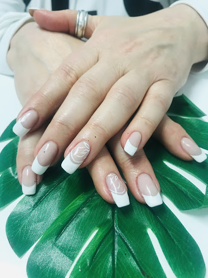 La Esmalteria | Salón de Uñas y Manicura en Gijón