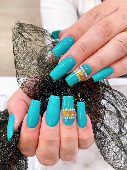 Regal Nails Salón Spa | Salón de Manicura y Uñas en Barcelona / 