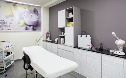 PELUQUERÍA COLOR UNISEX. | Peluqueria en Cuenca / Cuenca