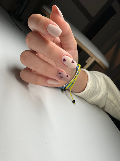 Mojito Nails&Beauty bar | Salón de Manicura y Uñas en Alicante / 