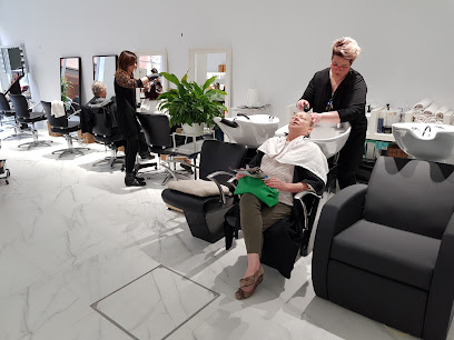 Iris Looks | Peluqueria en Tabernes Blanques / Valencia