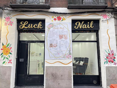 Luck Nails | Salón de Manicura y Uñas en Madrid / 