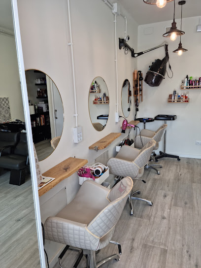 Peluquería Teià Elisabeth Creus | Peluqueria en Teià / Barcelona