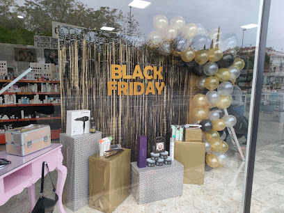 Megacentro de Peluquería y Belleza | Peluquería en Lucena / Córdoba