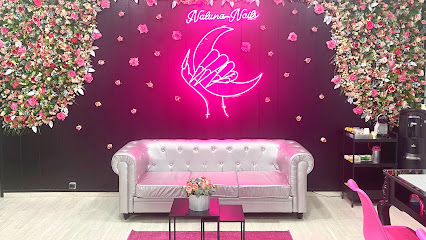 Naluna Nails | Salón de Manicura y Uñas en L