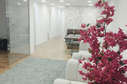 Aesthetic Hub | Peluquería en Madrid / 