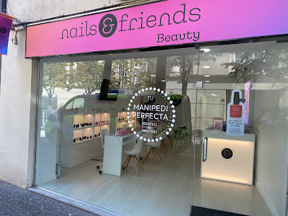 Nails & FRIENDS | Salón de Manicura y Uñas en Girona / 