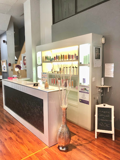 Academia Yara | Peluquería en Ribeira / La Coruña