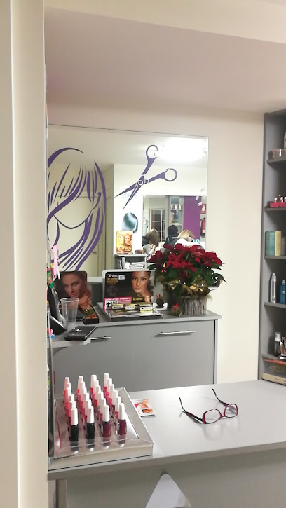 Peluquería Reflejos | Peluqueria en Cee / La Coruña