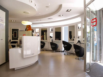 Silvia Escuder Montcada i Reixac | Peluqueria en Montcada i Reixac / Barcelona