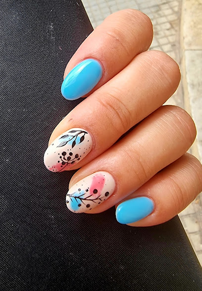 The Palms | Nails & Beauty | Salón de Manicura y Uñas en Palma / 