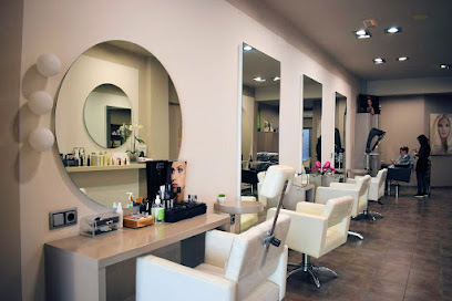 Nika Perruquers | Peluqueria en Esplugues de Llobregat / Barcelona