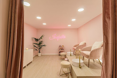 Inefable | Salón de Manicura y Uñas en Figueres / 