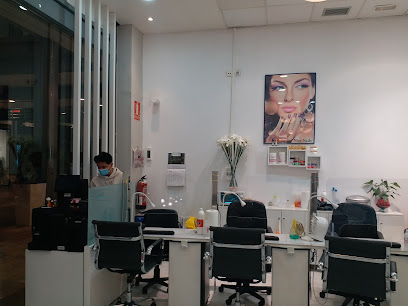 NiceNails | Salón de Manicura y Uñas en Reus / 