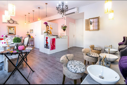 Ilussion Nails & Beauty | Paseo de Fuente Lucha | Salón de Manicura y Uñas en Alcobendas / 
