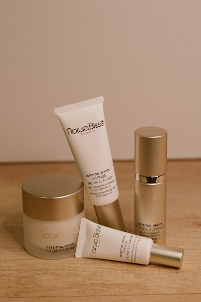 Nude Nature Beauty | Peluquería en Sabadell / 