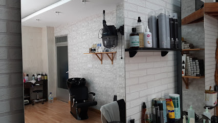 J y D NINOSKA | Peluquería en Valencia / Valencia
